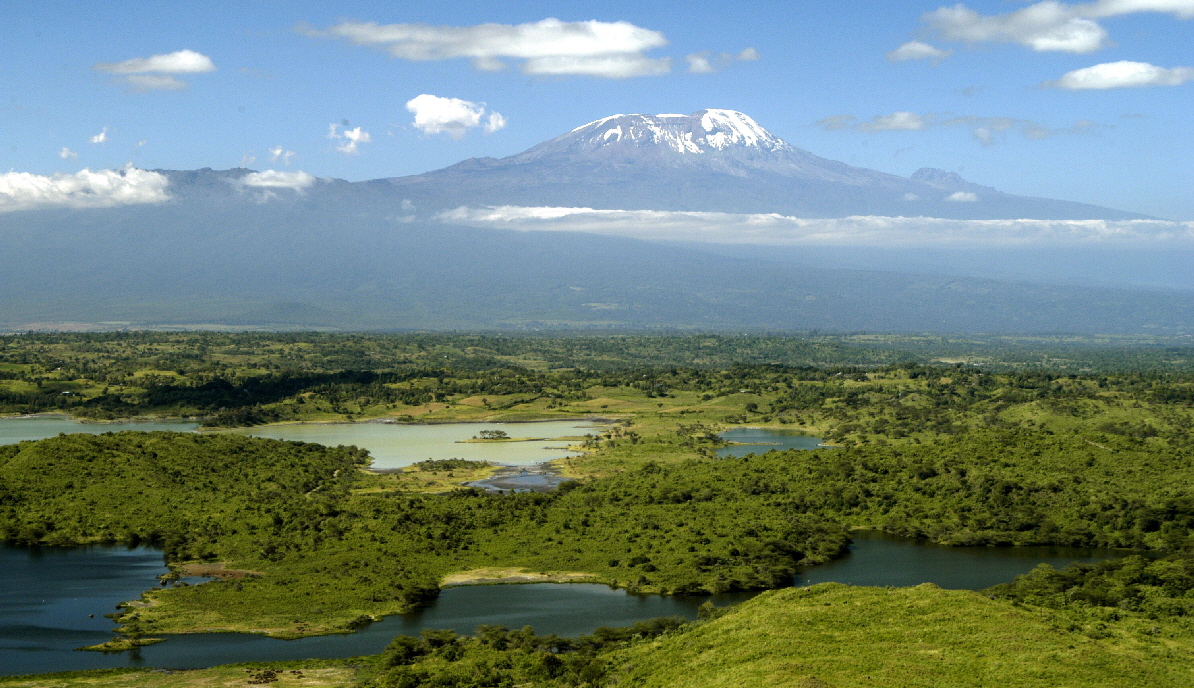 Momella See mit Kilimanscharo